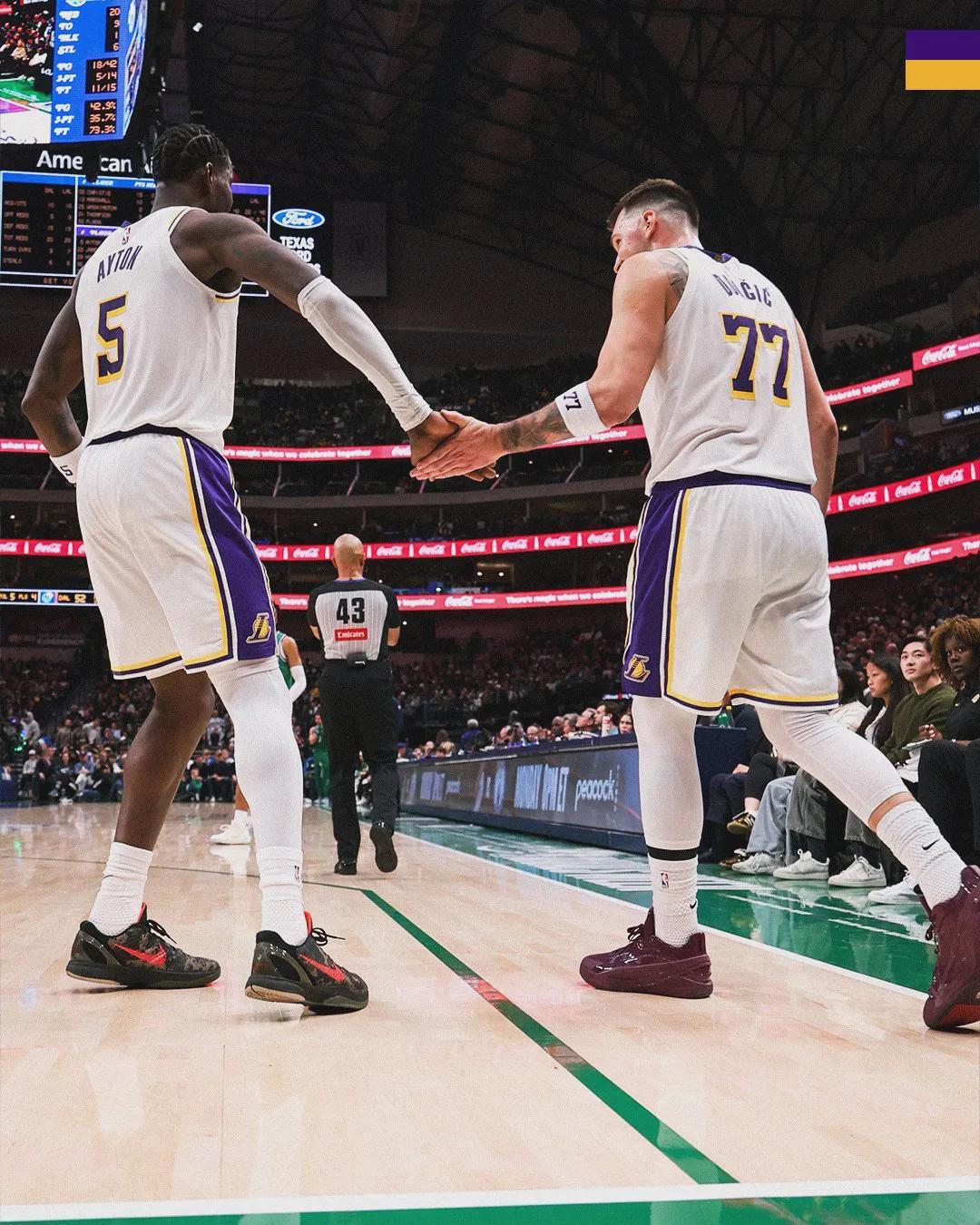 开云登录入口地址-4+4+9！场均5.7分！湖人状元彻底迷失了