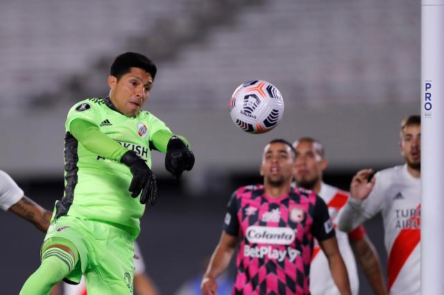 开云电子-奇迹！河床老将首发客串守门员助球队获胜